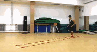 儿童篮球爱好者如何从小培养获奖能力_0